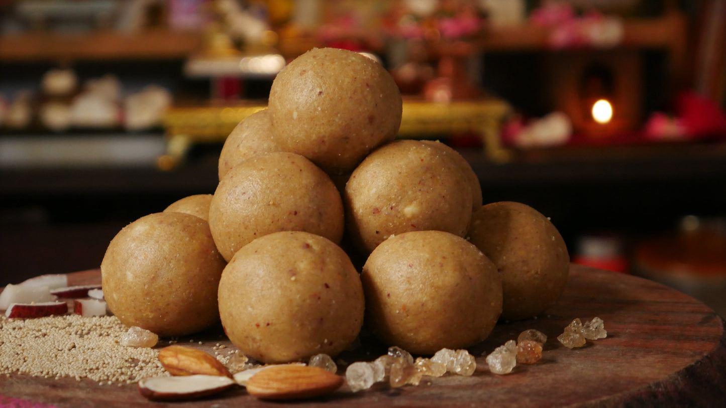 Gondh Ke Laddu (0.5 kg)
